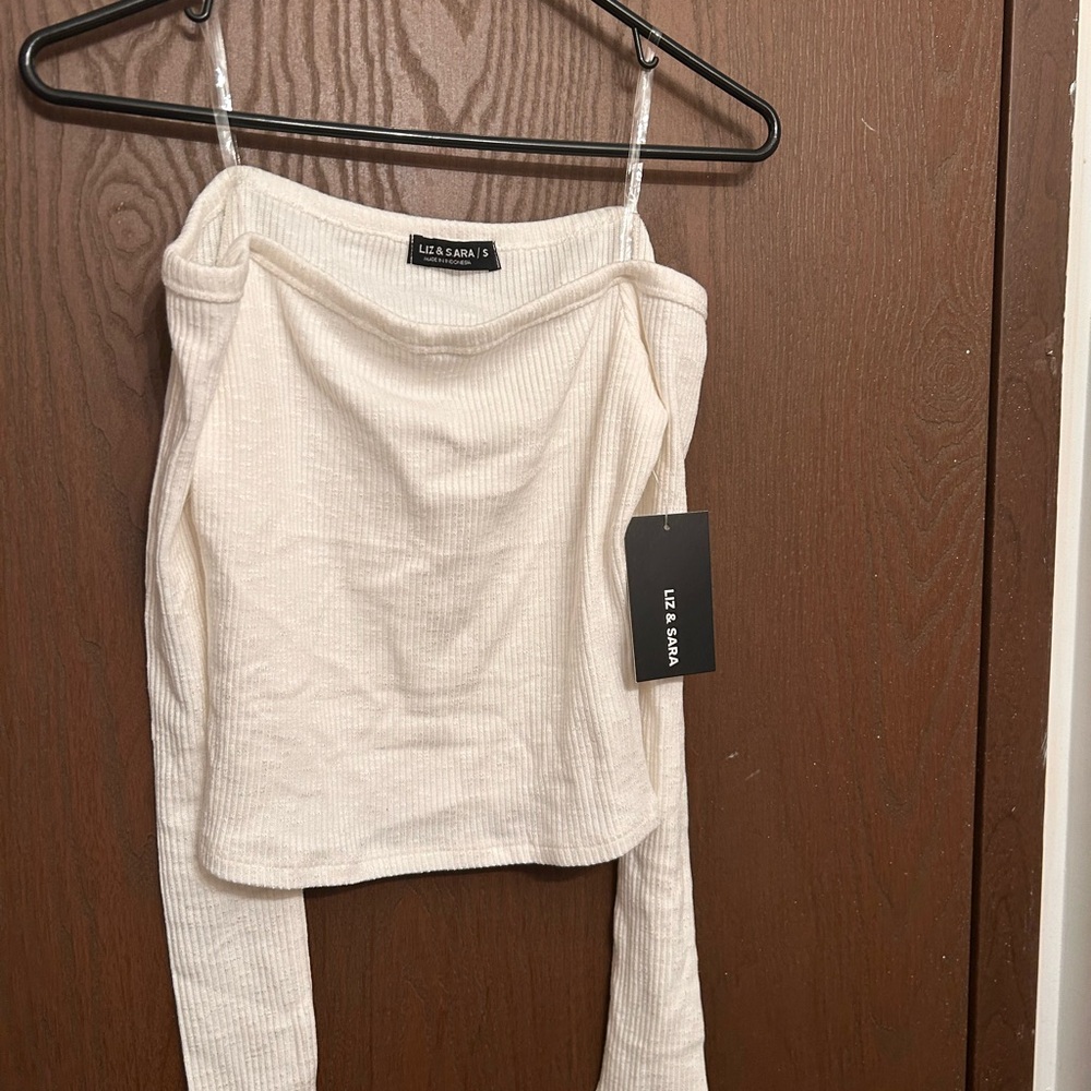 LEE & SARA Cream Off-Shoulder Top